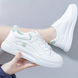 Chic baskets blanches confort léger