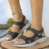Zara - Sandales orthopédiques dans une ambiance estivale bleue