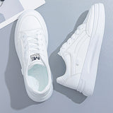 Chic baskets blanches confort léger