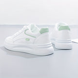 Chic baskets blanches confort léger