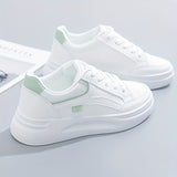 Chic baskets blanches confort léger