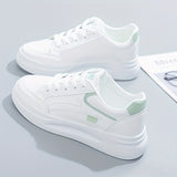 Chic baskets blanches confort léger