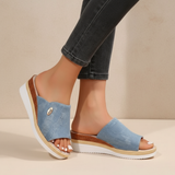 Talia - Sandales ergonomiques en teinte bleue
